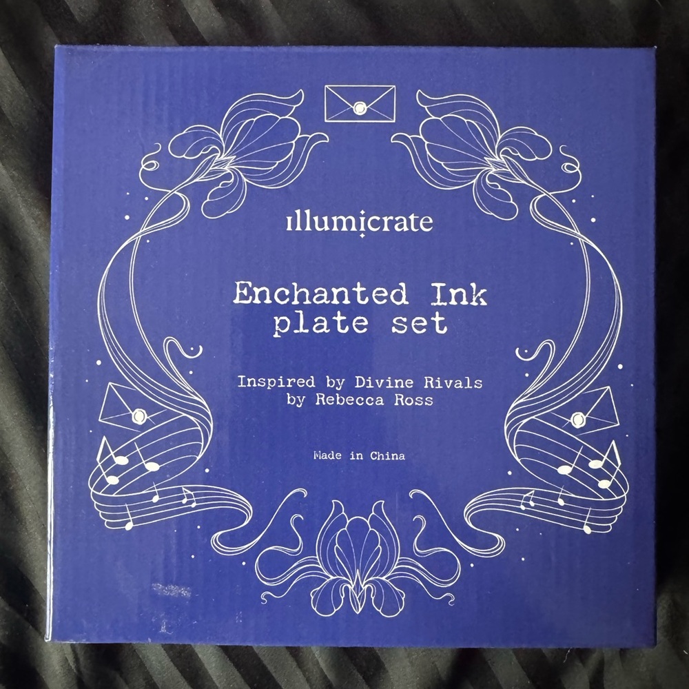 ILLUMICRATE- NEW Divine Rivals Enchanted Ink Plate Set - Picture 2 of 7